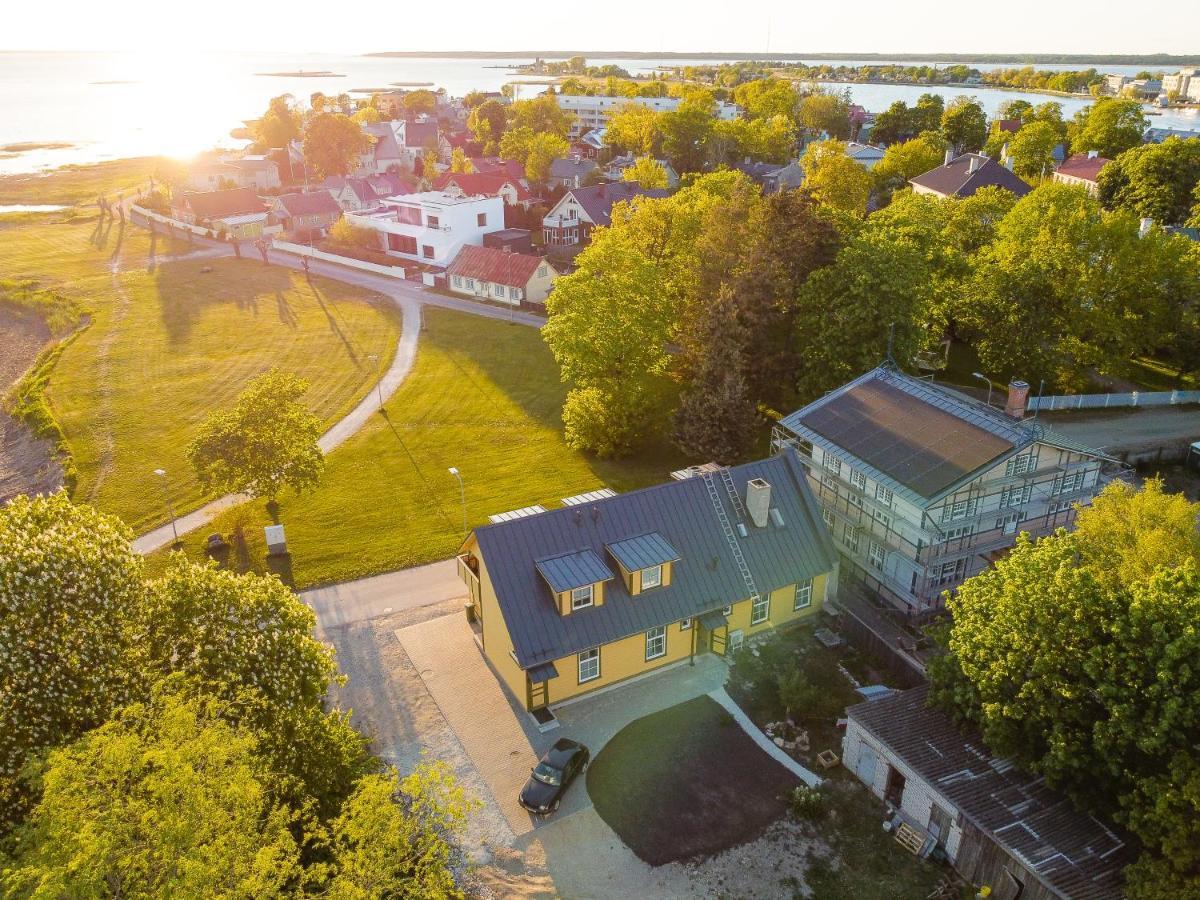 Õhtu Apartments Haapsalu Exterior foto